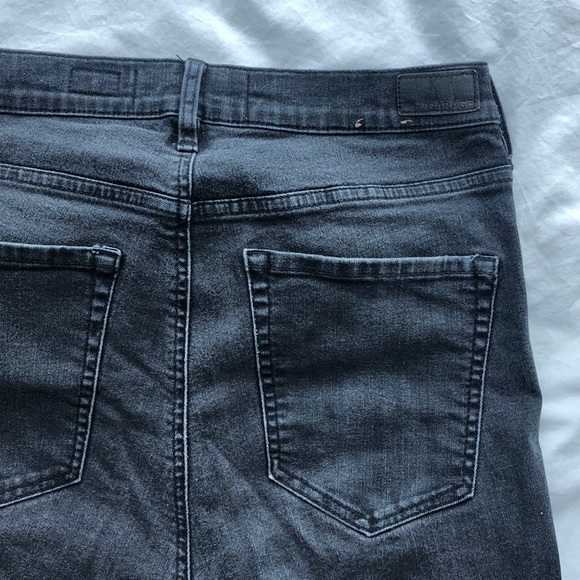 Ultra high waisted garage jeans - Picture 3 of 3
